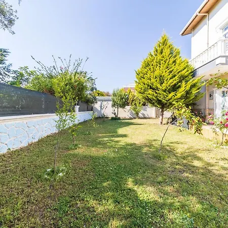 Refreshing House With Private Pool In Antalya * 베렉