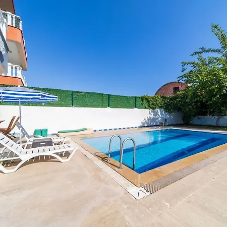 Refreshing House With Private Pool In Antalya 아파트 베렉